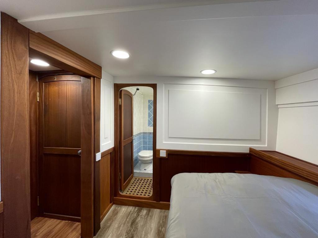 Classic Yacht Yanika Yachting Watersport Ets Villaputzu Εξωτερικό φωτογραφία